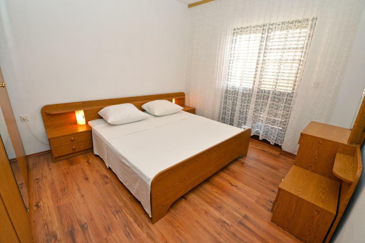 Apartmani Sime Betina  Exterior foto